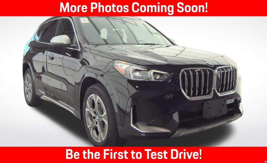 2024 BMW X1 28i's photo