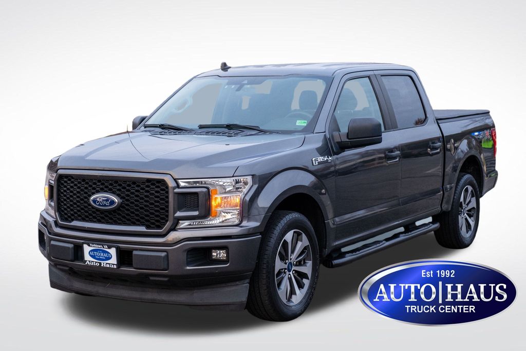 2020 Ford F-150 XL's photo