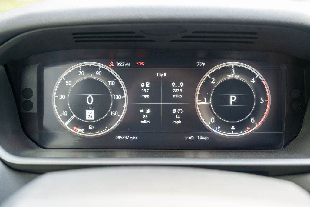 2018 Land Rover Discovery SE photo 2