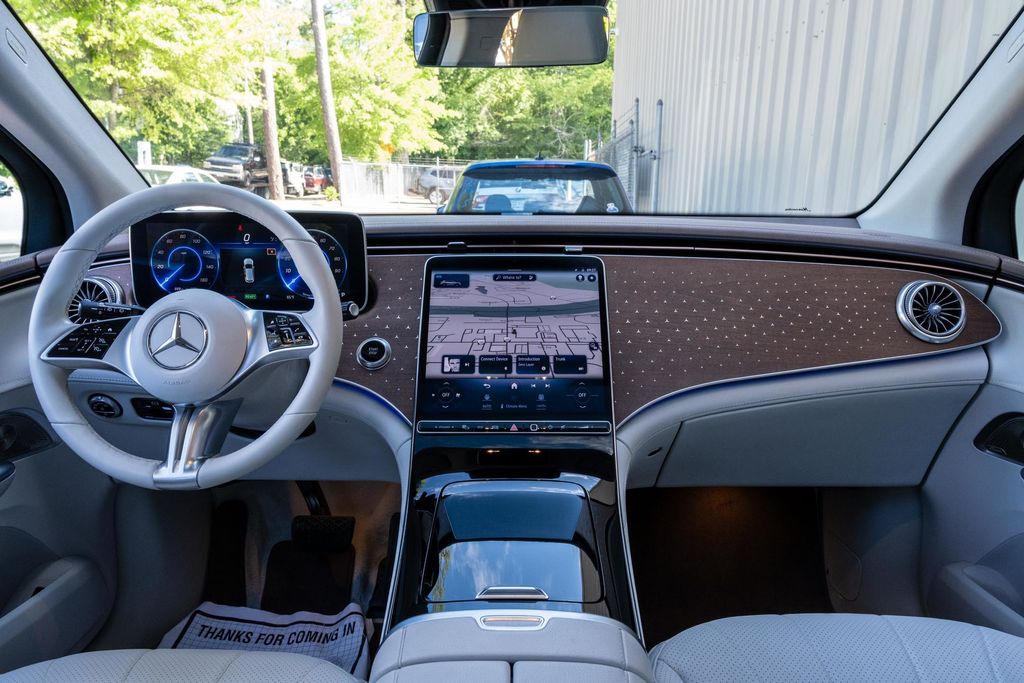 2023 Mercedes-Benz EQE SUV Base - Photo 18