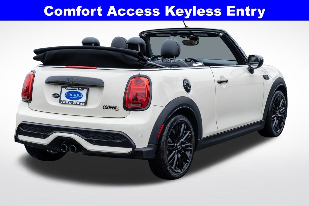 2023 MINI Convertible S - Photo 8