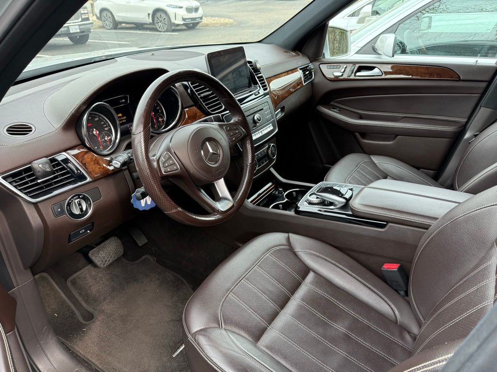 2018 Mercedes Benz GLS 450 photo 3