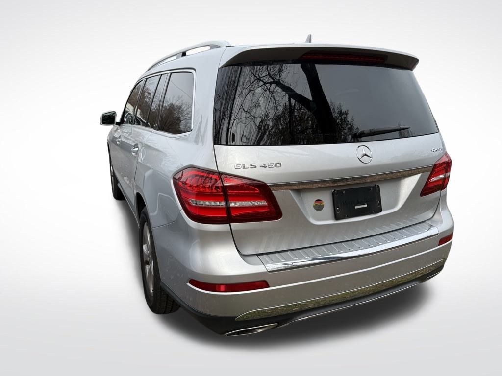 2018 Mercedes Benz GLS 450 photo 2
