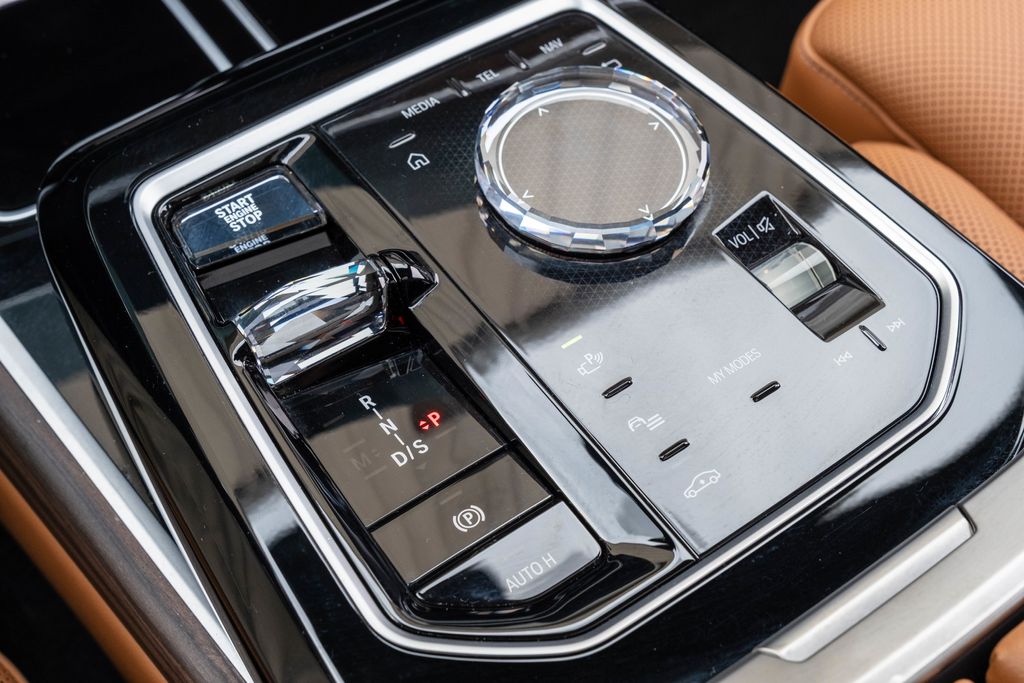 2023 BMW 7 Series 740i - Photo 20