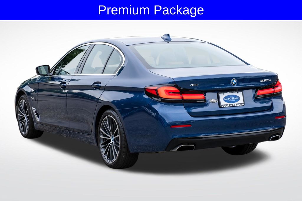 2023 BMW 5 Series 530e - Photo 6