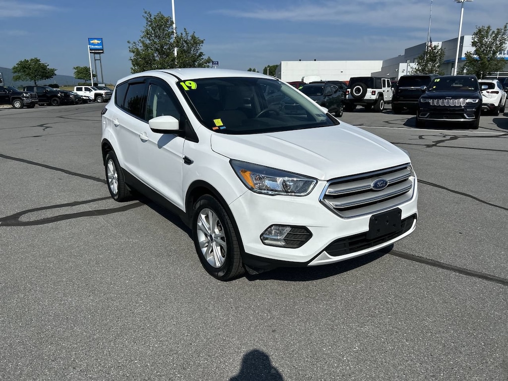 Used 2019 Ford Escape SE SUV