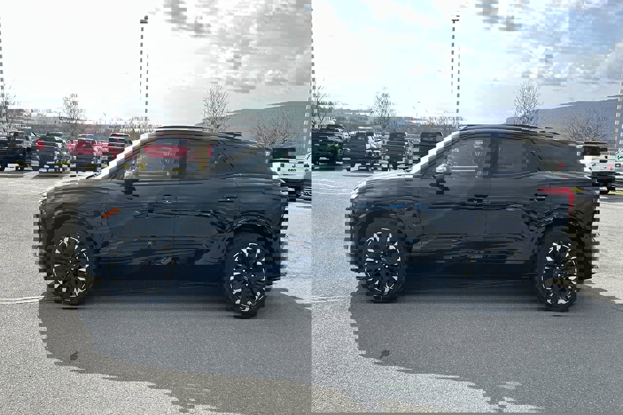2025 Chevrolet Blazer EV RS photo 4