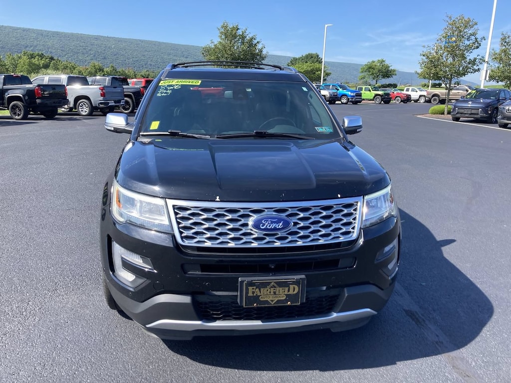 Used 2017 Ford Explorer Platinum SUV
