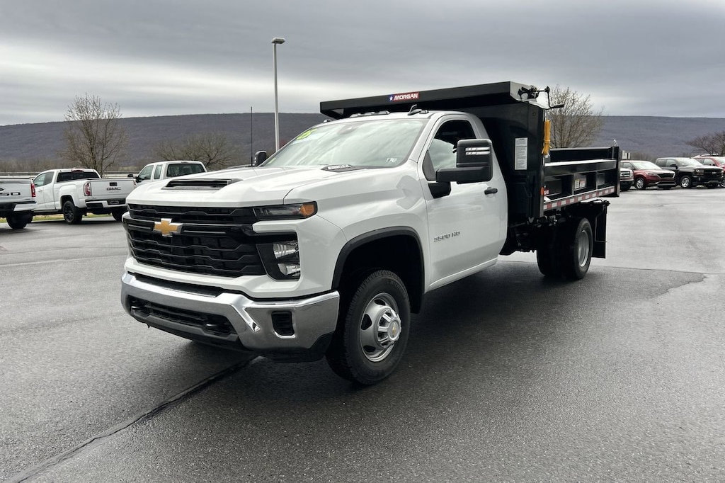 New 2025 Chevrolet Silverado 3500HD Chassis Work Truck Truck Regular Cab
