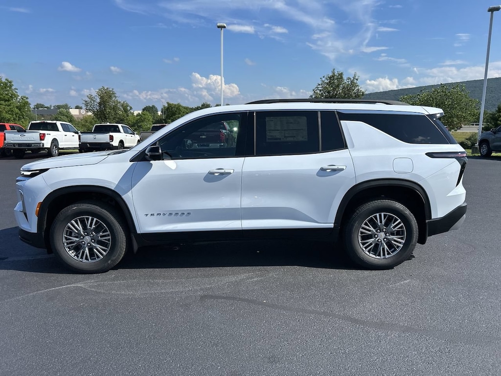 New 2026 Chevrolet Traverse AWD LT SUV