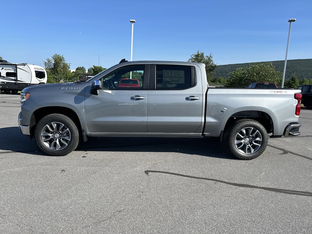 New 2026 Chevrolet Silverado 1500 LT Truck Crew Cab