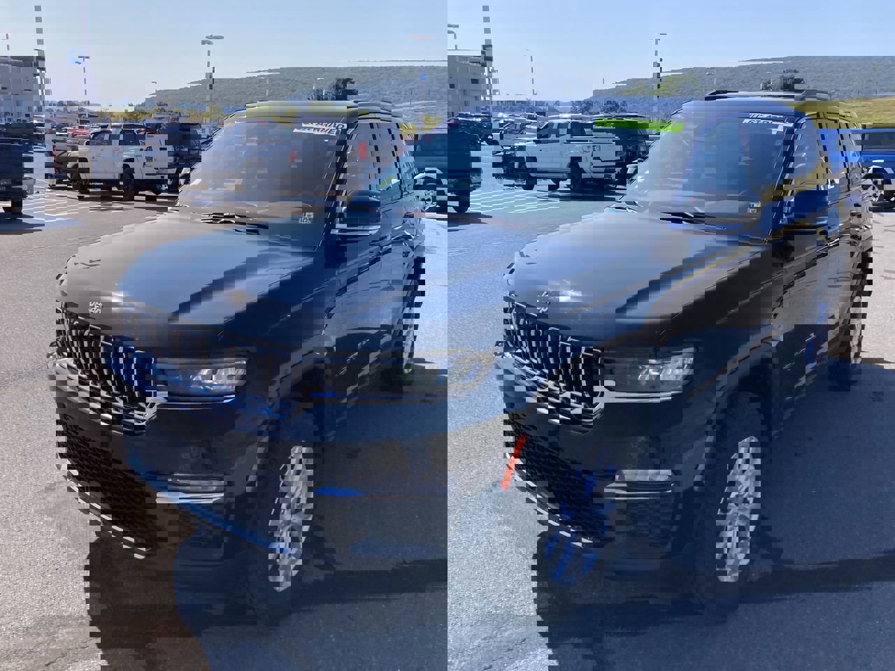 2023 Jeep Grand Cherokee Limited photo 3