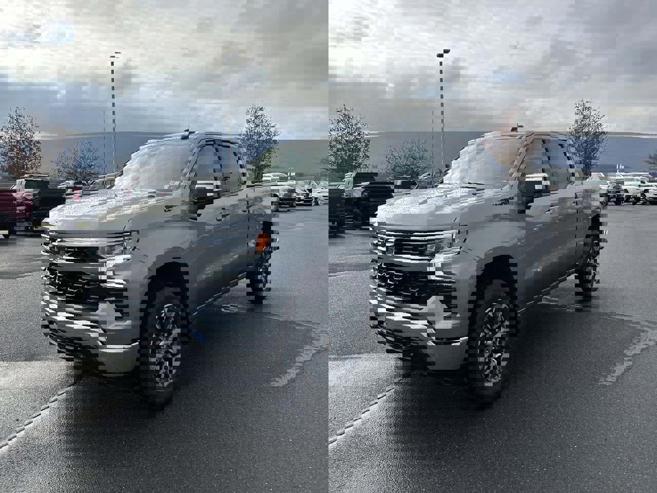 2026 Chevrolet Silverado 1500 LT photo 3