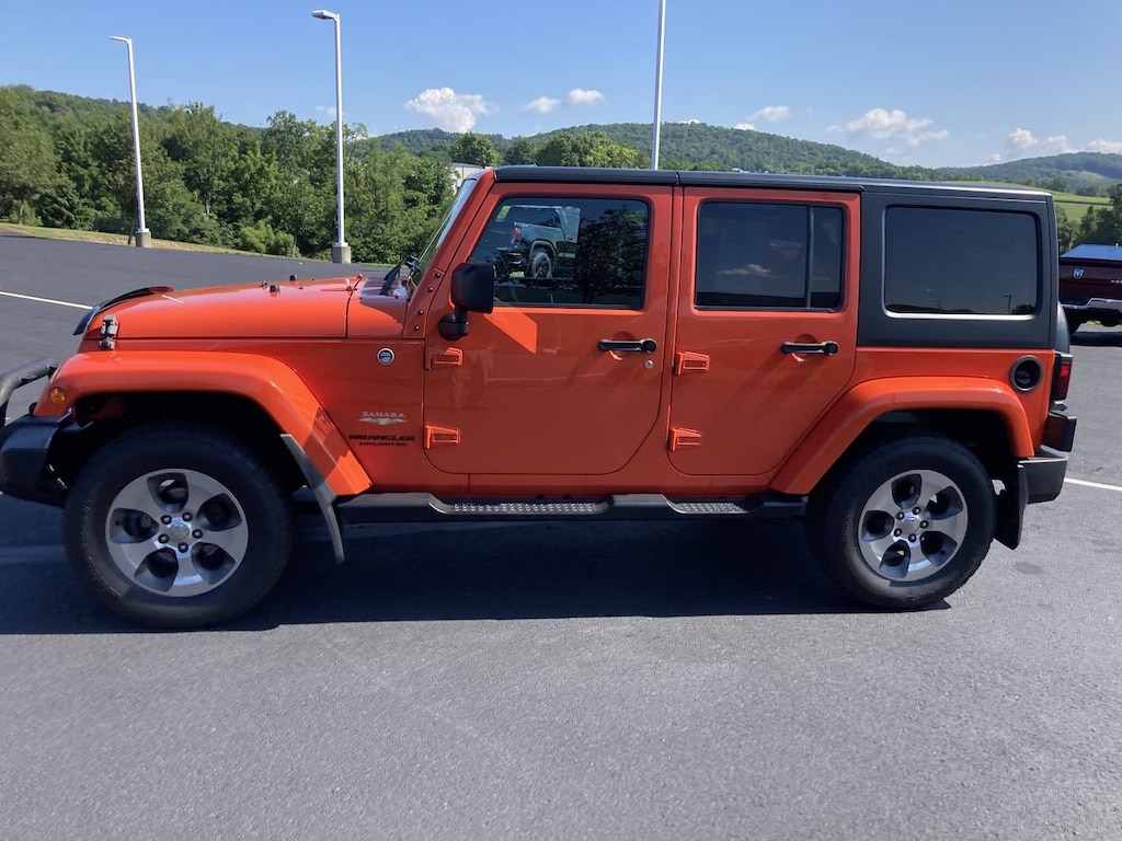 Used 2015 Jeep Wrangler Unlimited Sahara 4x4 SUV