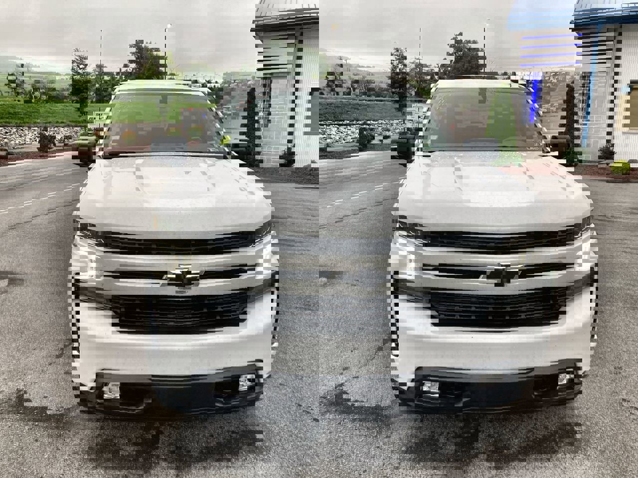 2021 Chevrolet Silverado 1500 RST photo 2