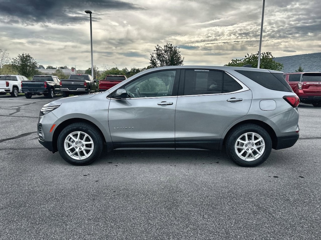 Used 2023 Chevrolet Equinox LT w/2FL SUV