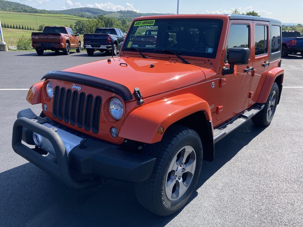 Used 2015 Jeep Wrangler Unlimited Sahara 4x4 SUV