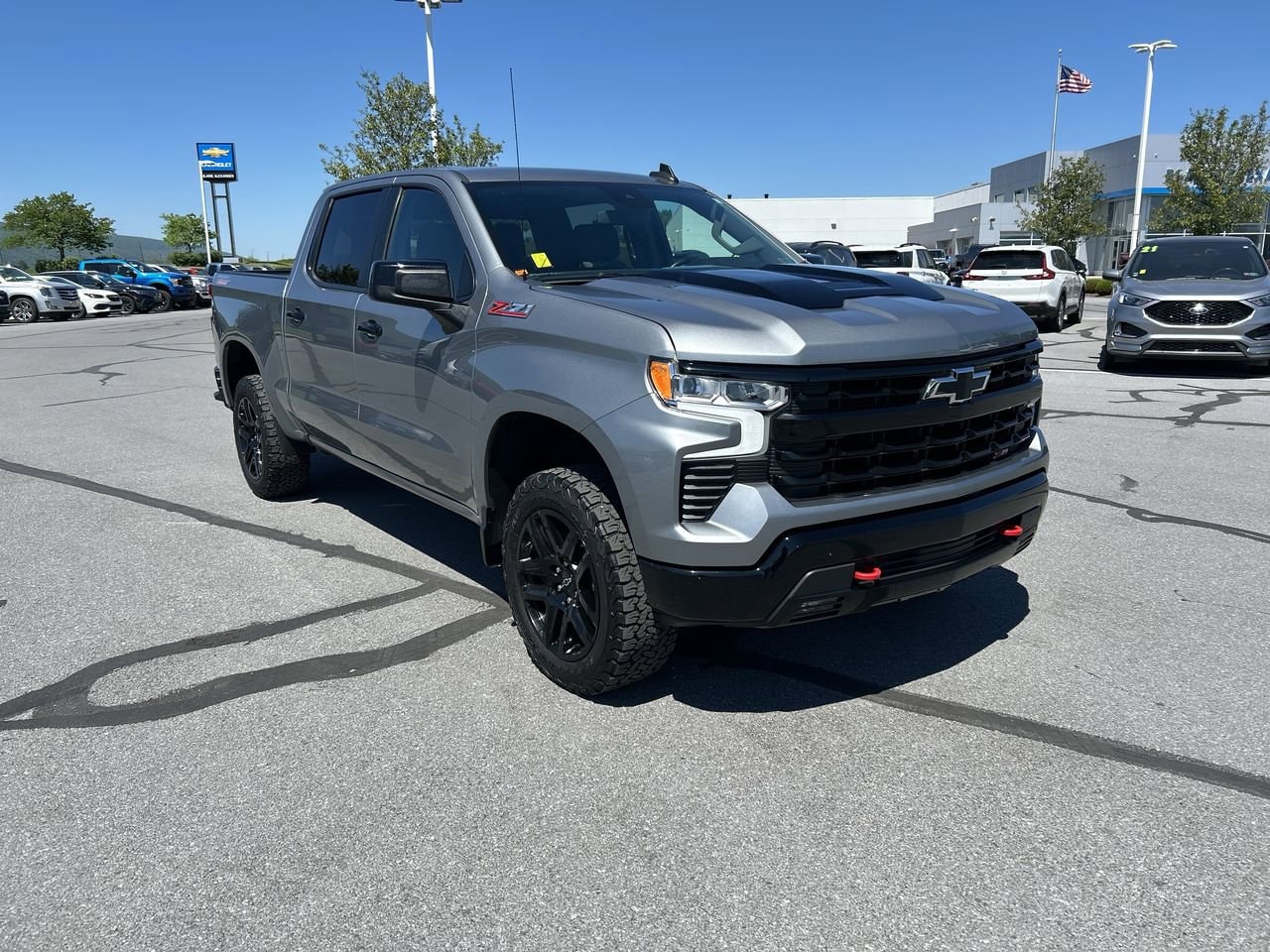 2023 Chevrolet Silverado 1500 LT Trail Boss 4X4 Crew Cab Short Box's photo
