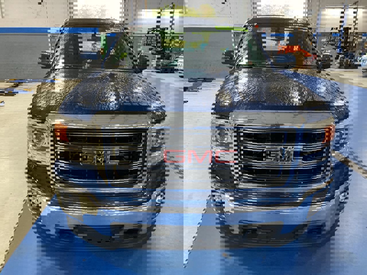 2015 Gmc Sierra 1500 SLE photo 2