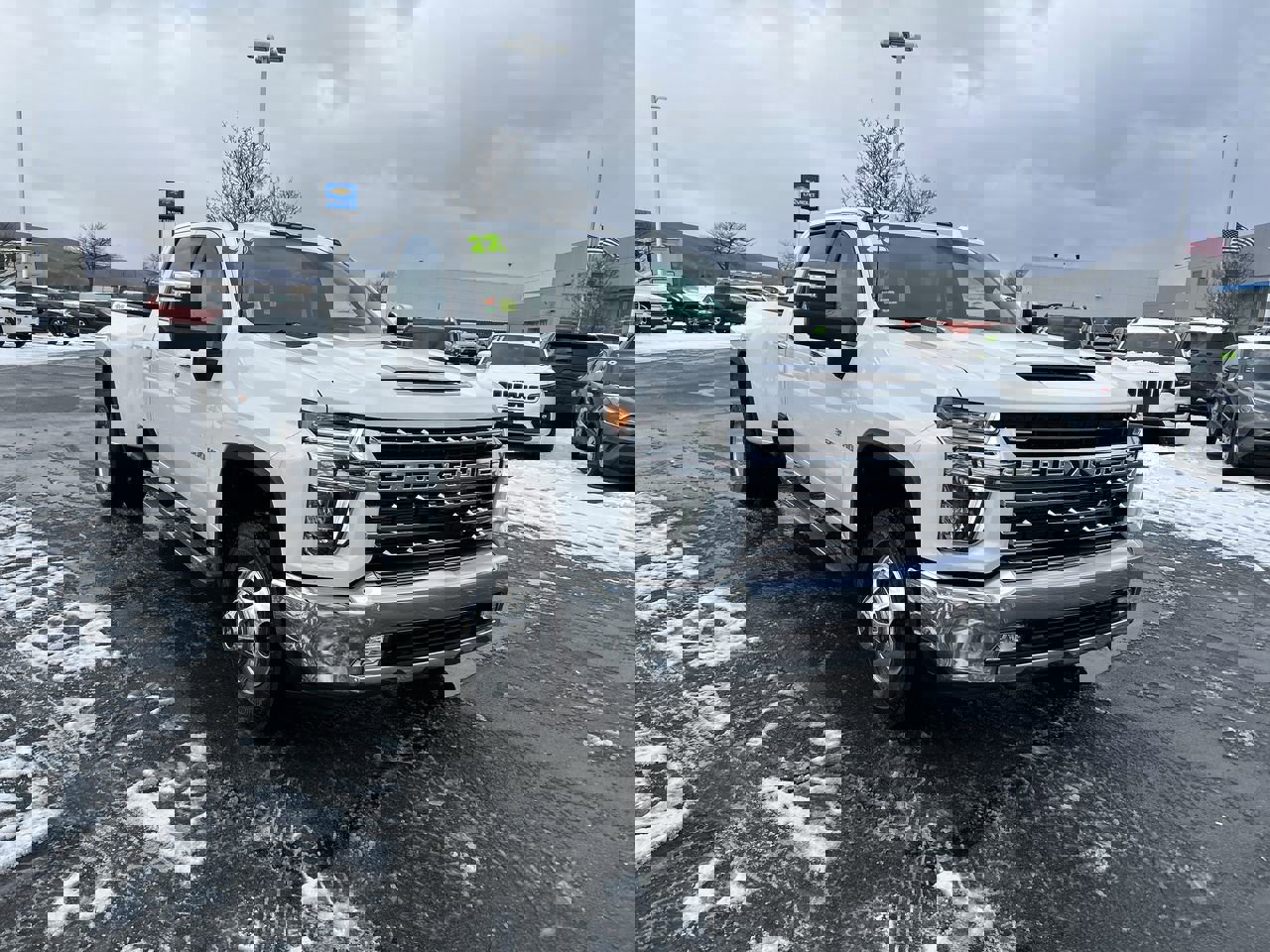 2022 Chevrolet Silverado 3500HD LTZ's photo