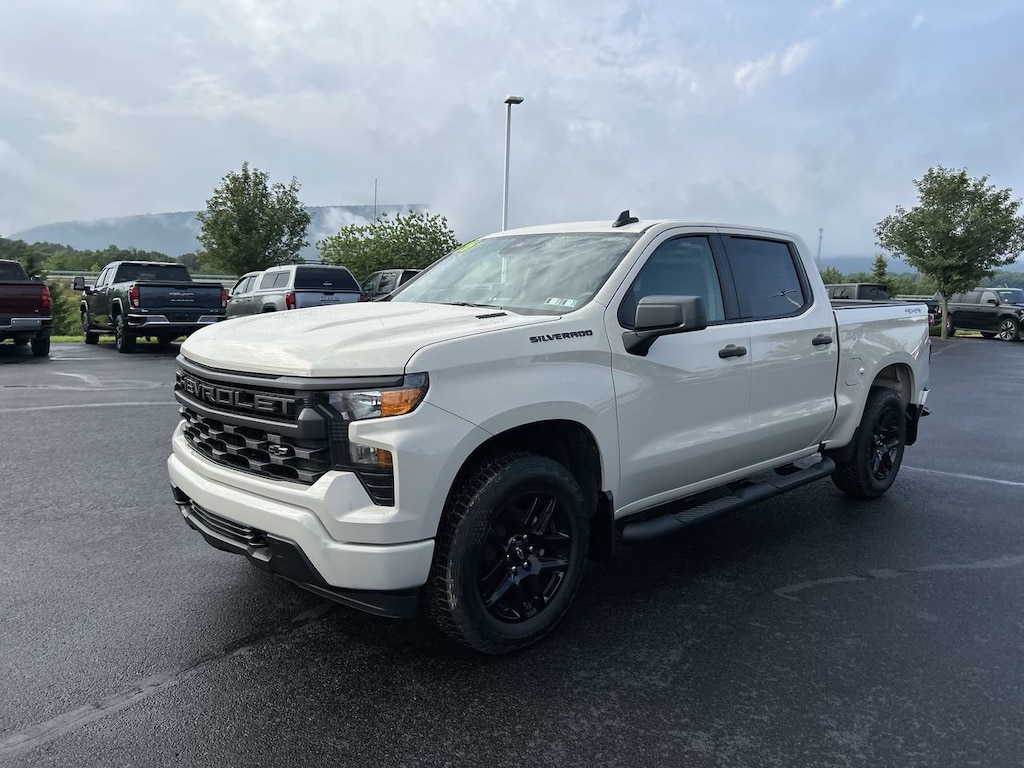 New 2026 Chevrolet Silverado 1500 Custom Truck Crew Cab