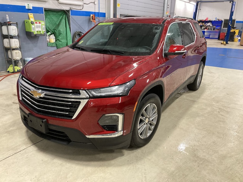 Used 2023 Chevrolet Traverse LT Cloth w/1LT SUV