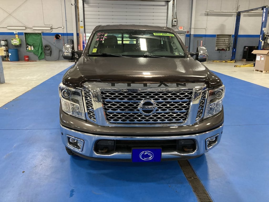 Used 2018 Nissan Titan SL Truck Crew Cab