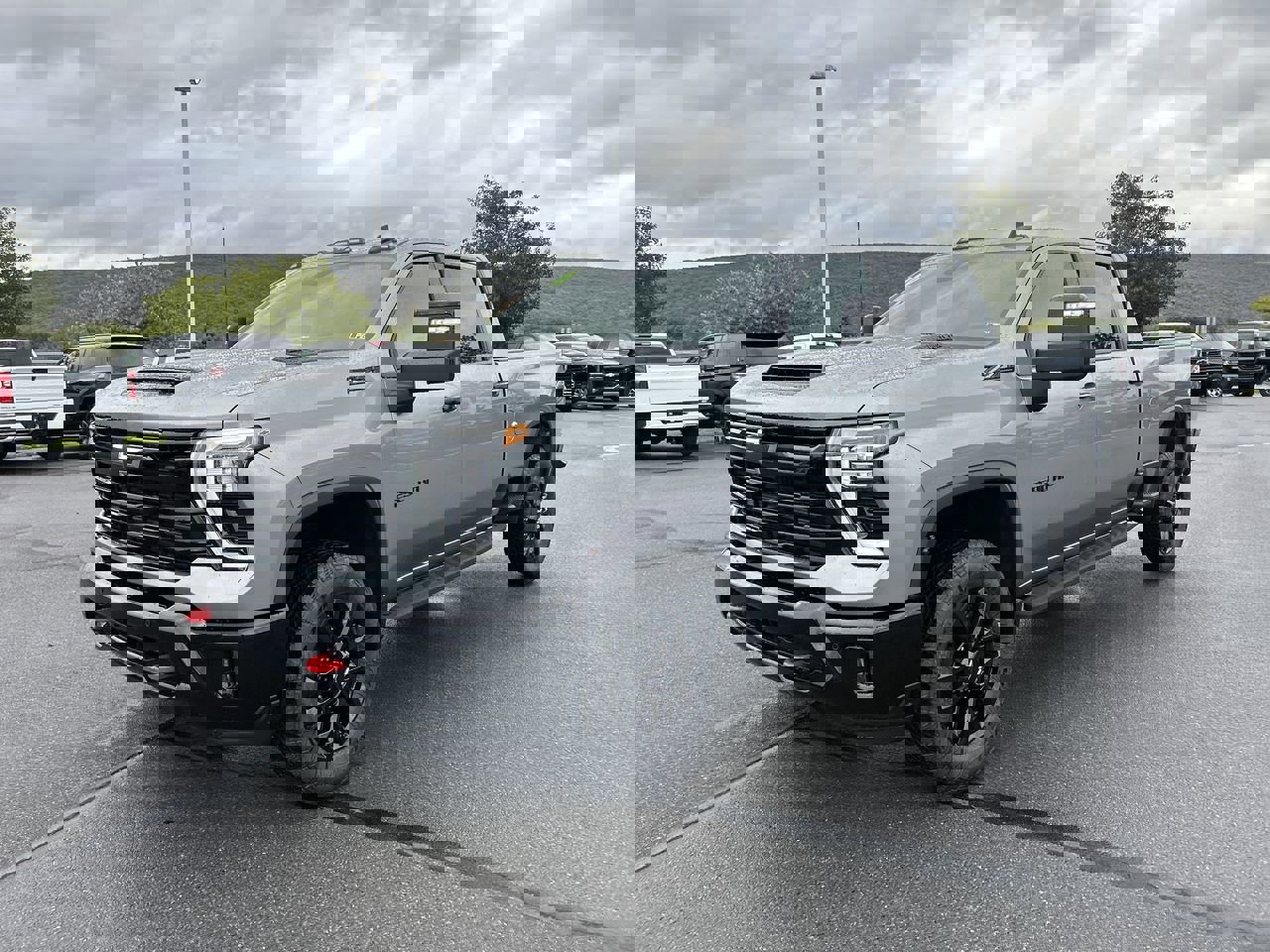 2026 Chevrolet Silverado 2500HD LT photo 3