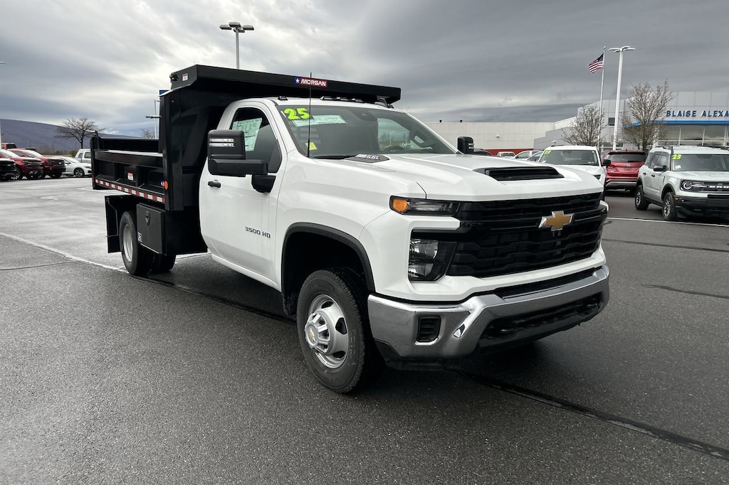 New 2025 Chevrolet Silverado 3500HD Chassis Work Truck Truck Regular Cab