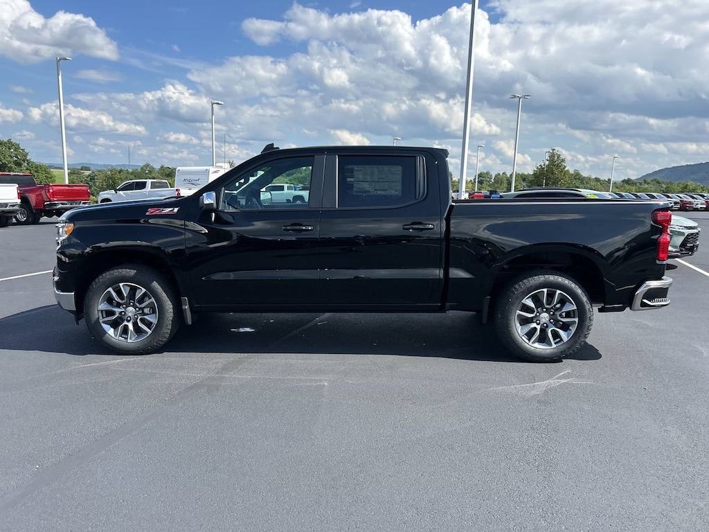 New 2026 Chevrolet Silverado 1500 LT Truck Crew Cab