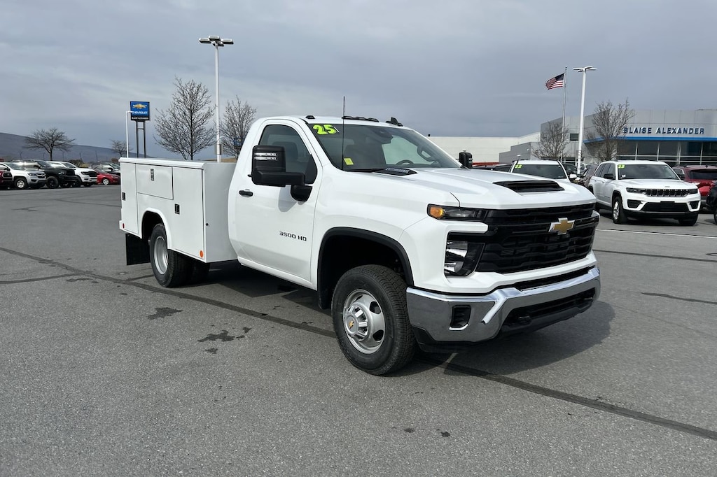 New 2025 Chevrolet Silverado 3500HD Chassis Work Truck Truck Regular Cab