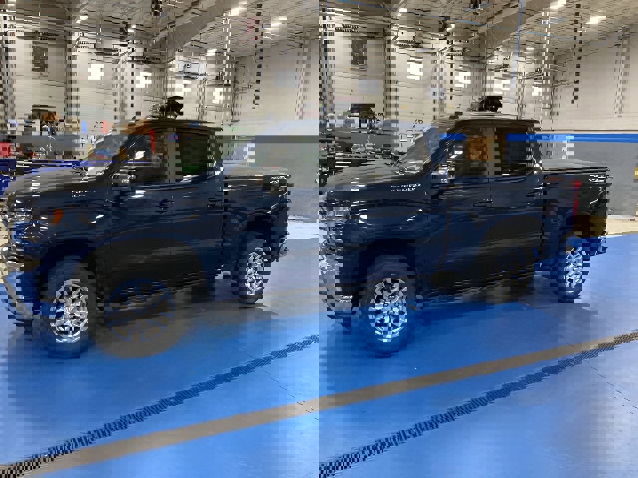 2022 Chevrolet Silverado 1500 LT photo 4