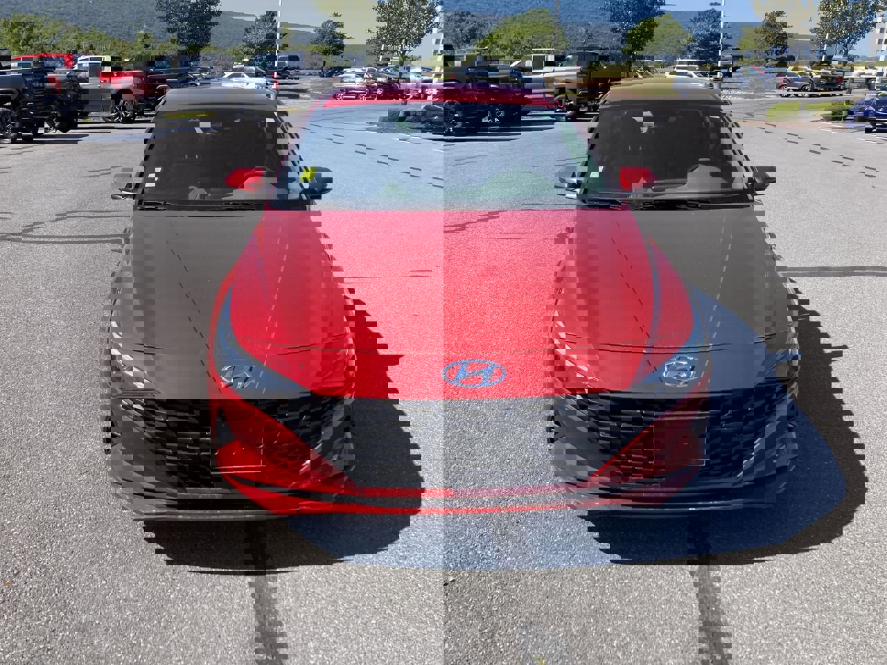 2023 Hyundai Elantra SEL Convenience photo 2