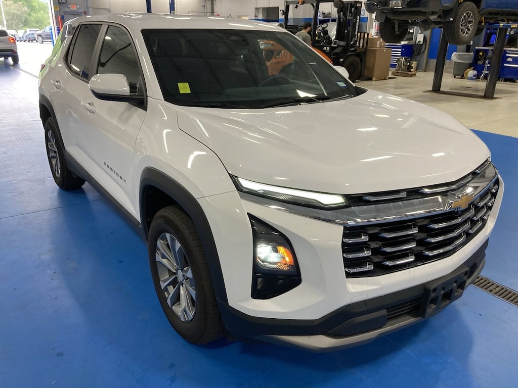 Used 2025 Chevrolet Equinox LT SUV