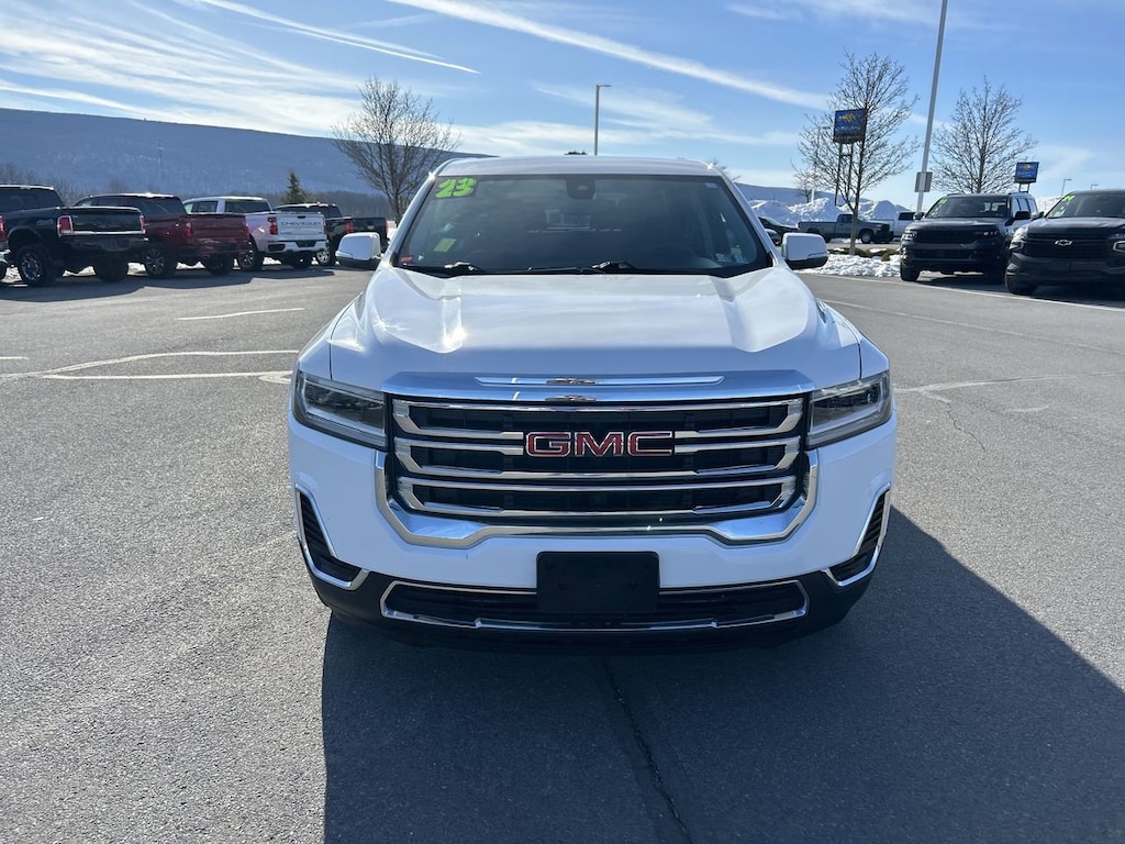 Used 2023 GMC Acadia SLE SUV