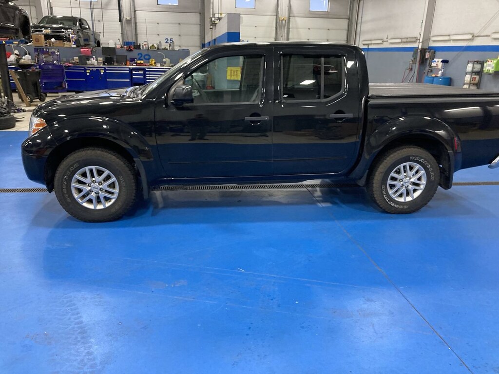Used 2019 Nissan Frontier SV Truck Crew Cab