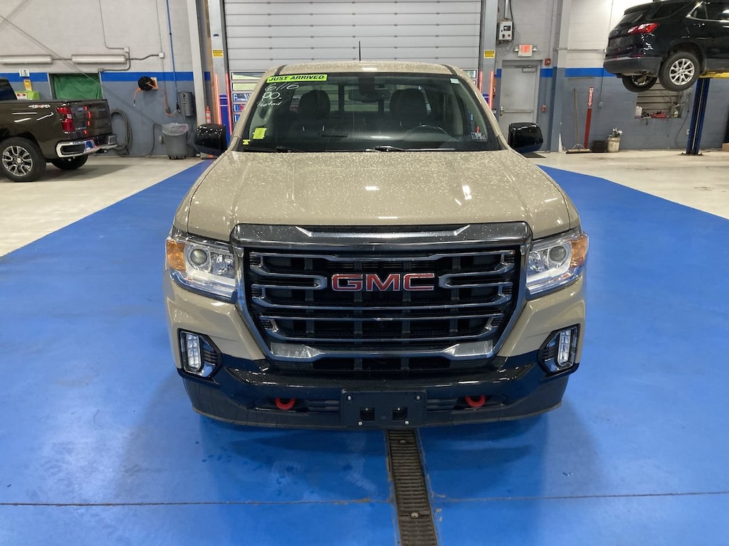 Used 2022 GMC Canyon AT4 w/Leather Truck Crew Cab