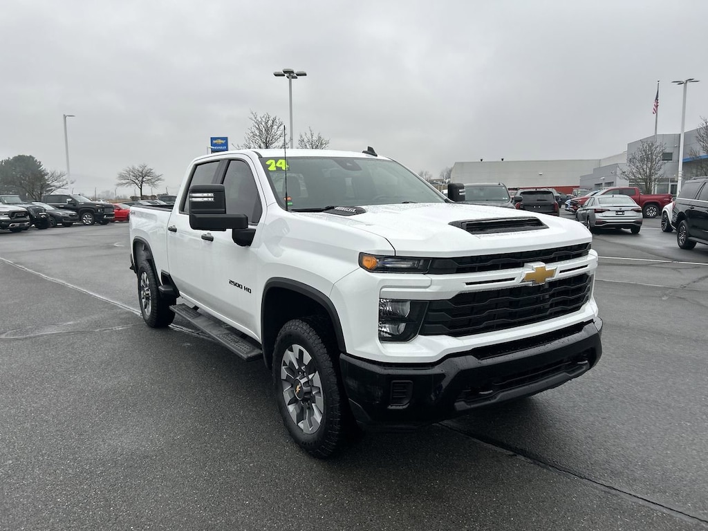 Used 2024 Chevrolet Silverado 2500 HD Custom Truck Crew Cab