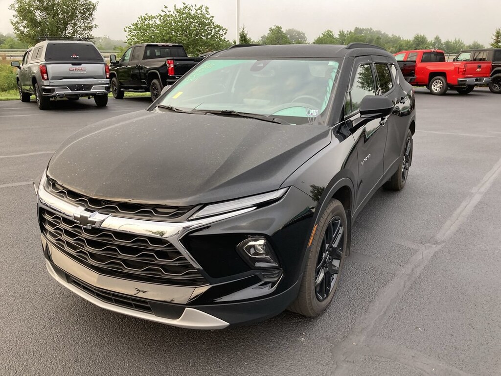 Used 2025 Chevrolet Blazer LT w/2LT SUV
