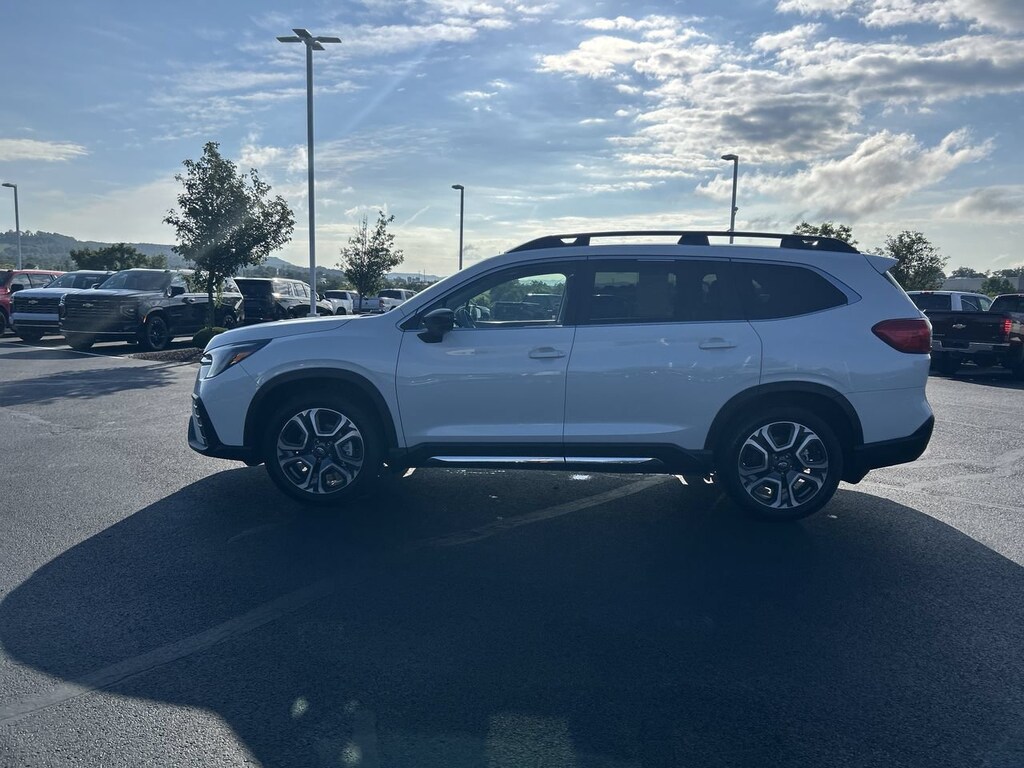 Used 2026 Subaru Ascent Limited 8-Passenger SUV