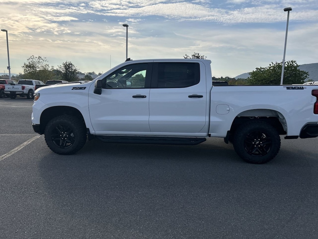 New 2026 Chevrolet Silverado 1500 Custom Trail Boss Truck Crew Cab