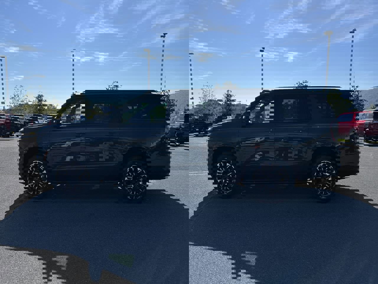 2026 Chevrolet Suburban RST photo 3