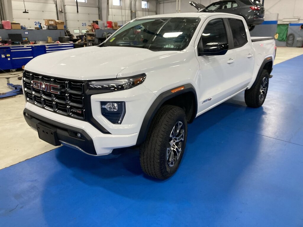 Used 2024 GMC Canyon AT4 Truck Crew Cab