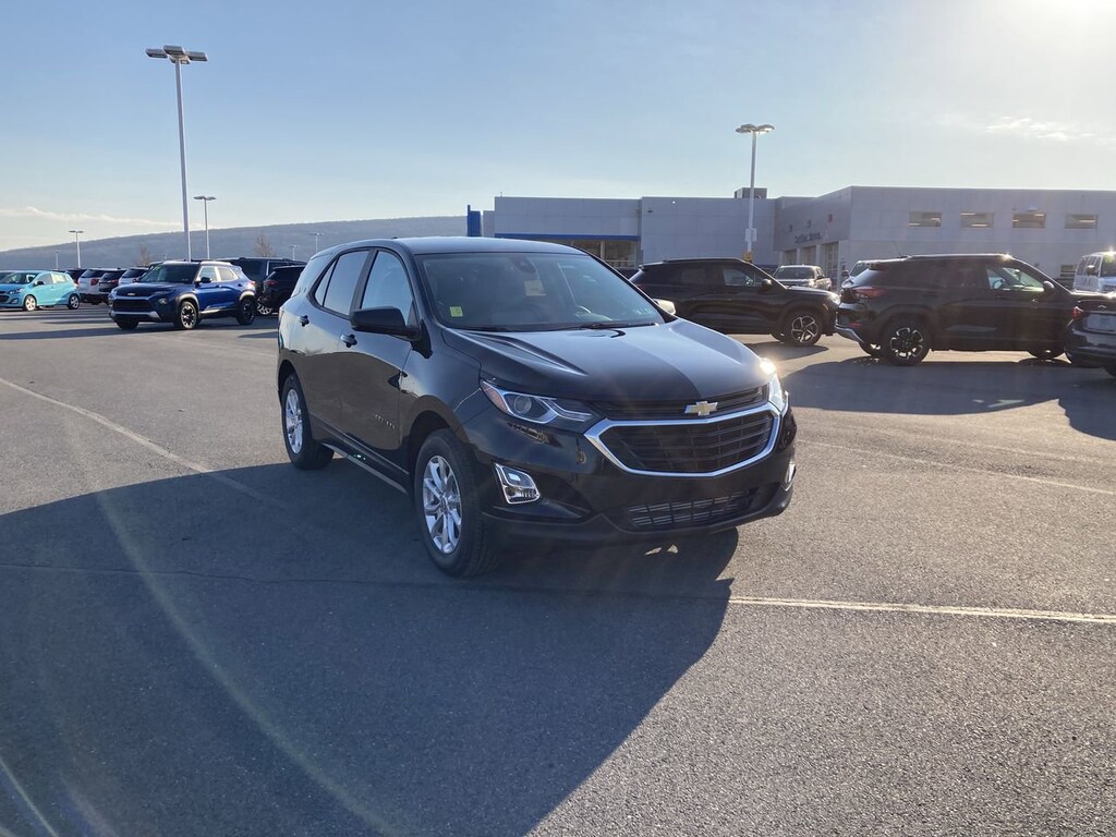 Used 2021 Chevrolet Equinox LS w/1LS SUV