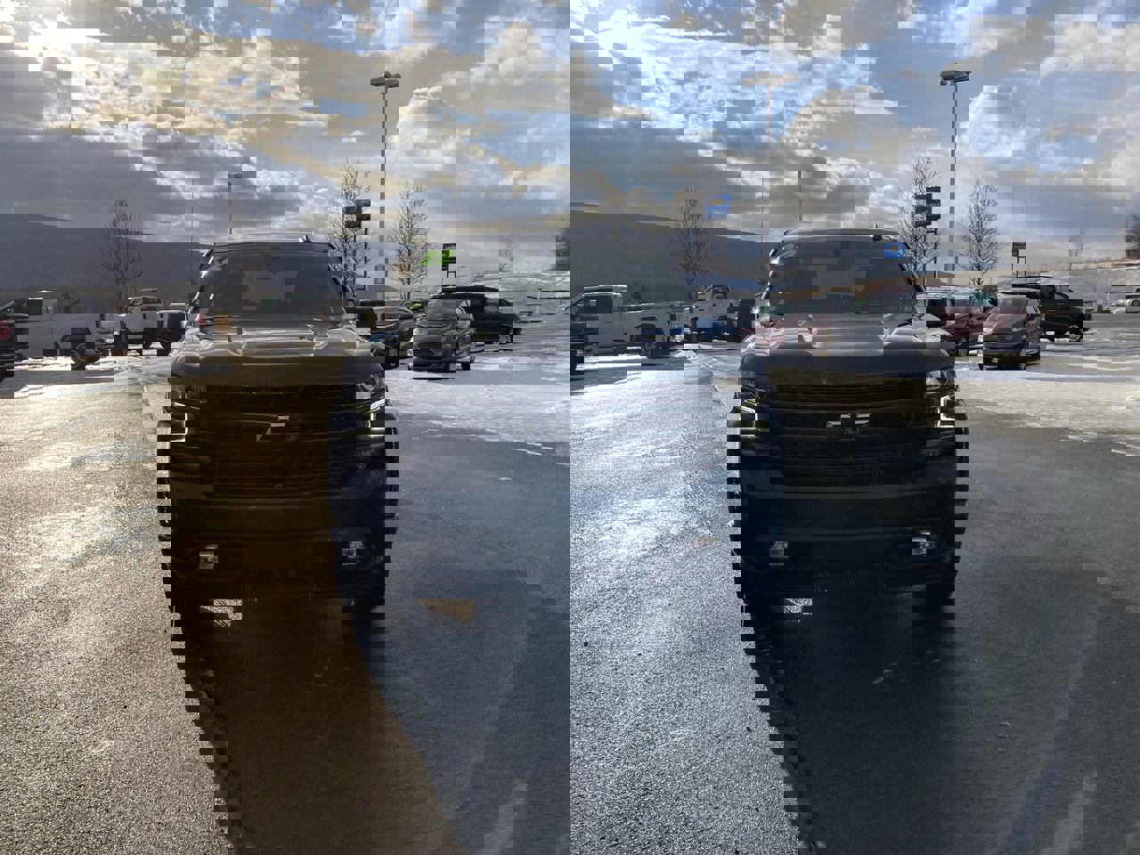 2022 Chevrolet Silverado 1500 RST photo 2