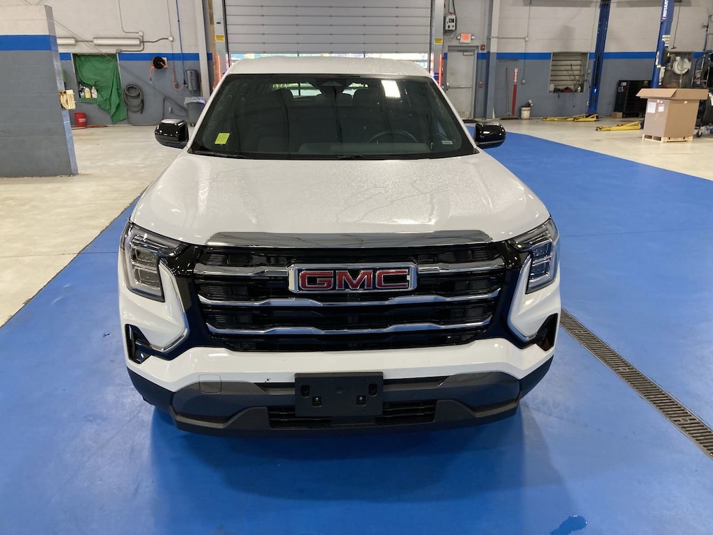 Used 2026 GMC Terrain Elevation SUV