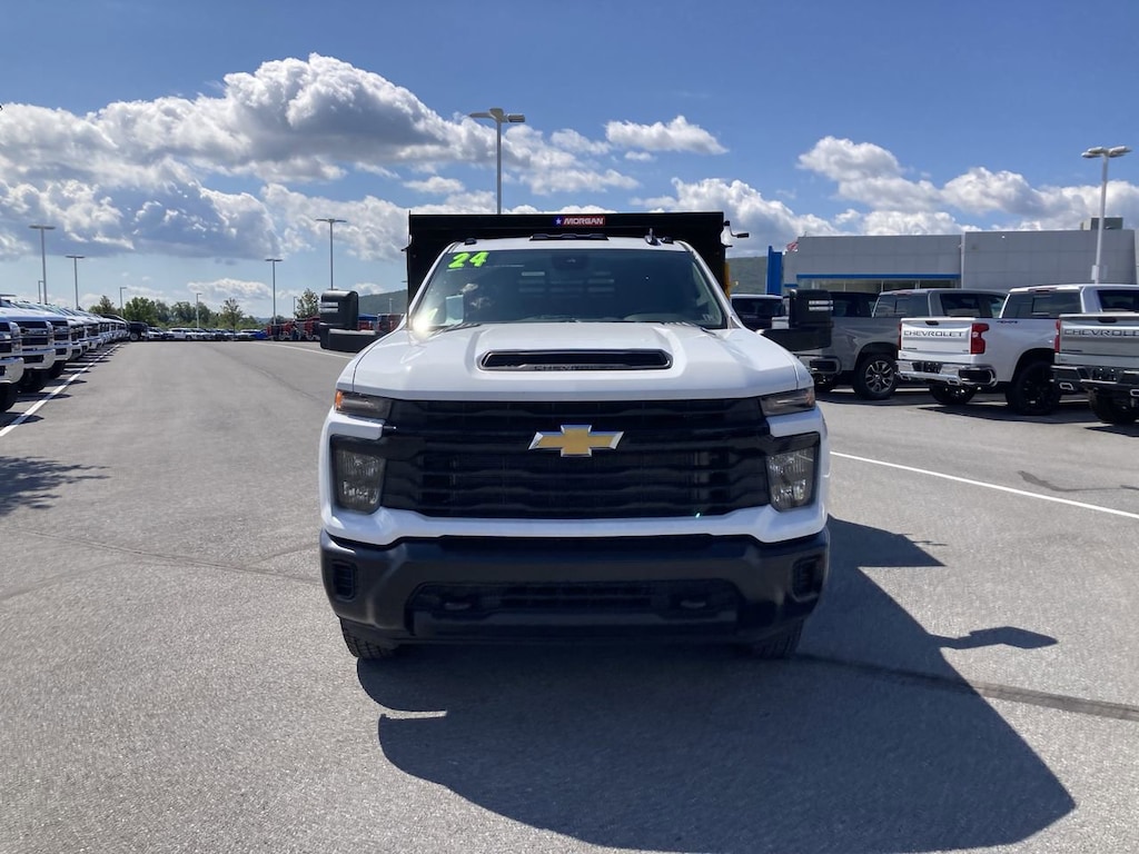 New 2024 Chevrolet Silverado 3500 HD Chassis Work Truck Truck Crew Cab