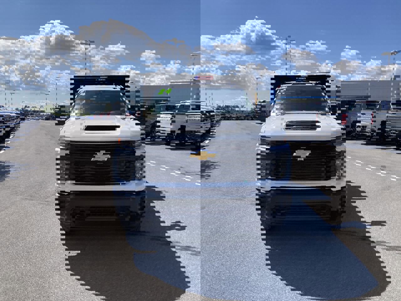 2024 Chevrolet Silverado 3500HD Work Truck photo 2