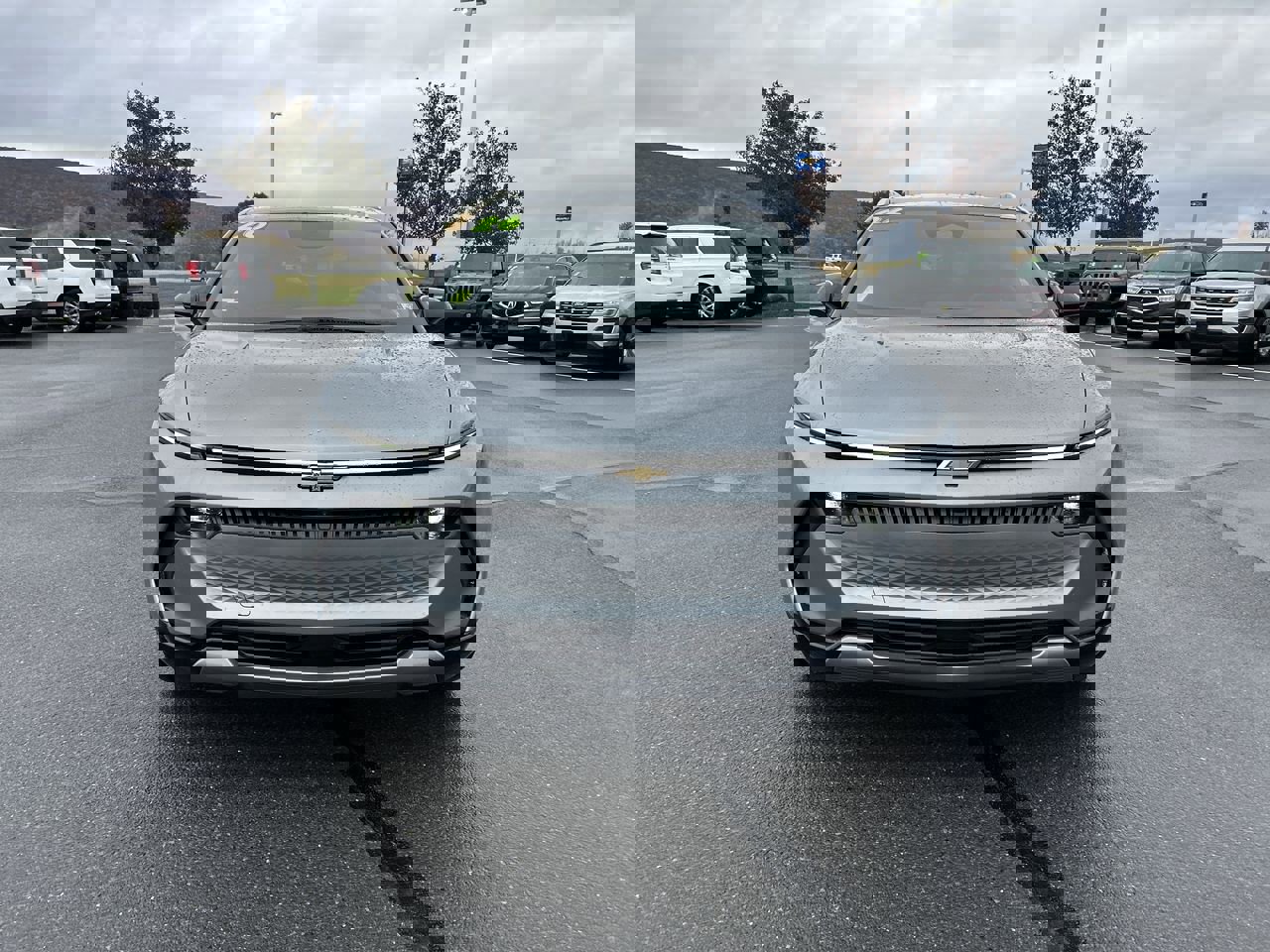 2026 Chevrolet Equinox EV 1LT photo 2