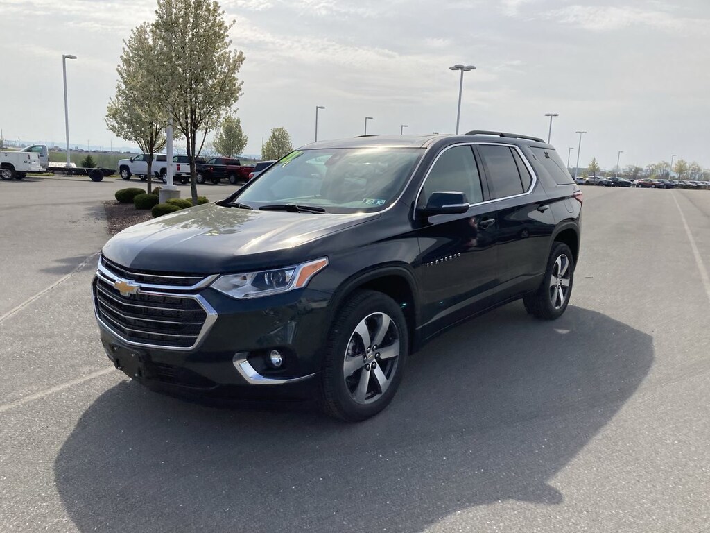 Used 2021 Chevrolet Traverse LT Leather SUV